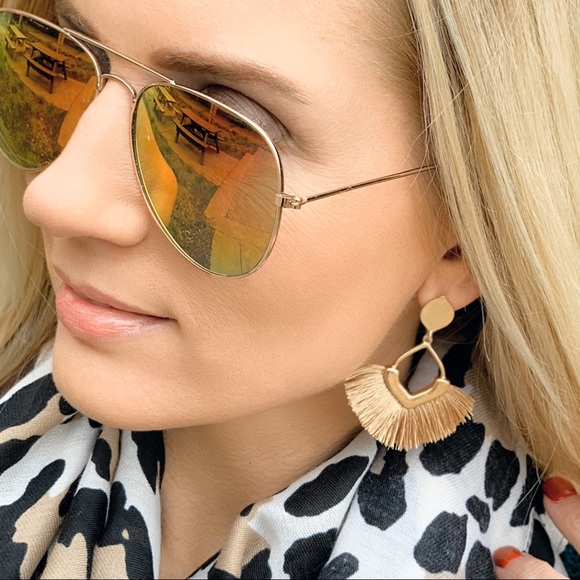 Brown fringe earrings - Picture 5 of 5